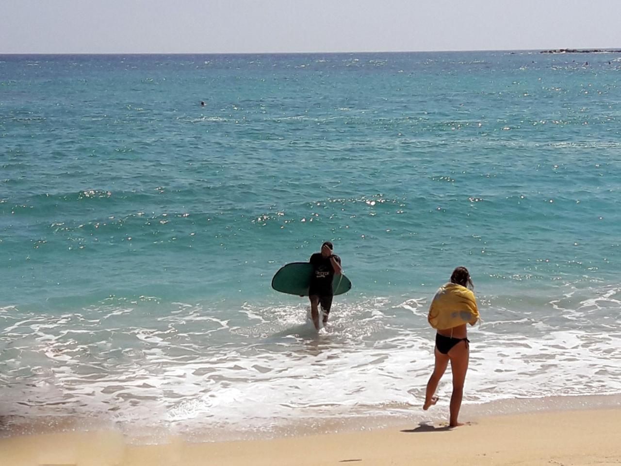 Southern Beach Surf Lodge 阿杭格默 外观 照片